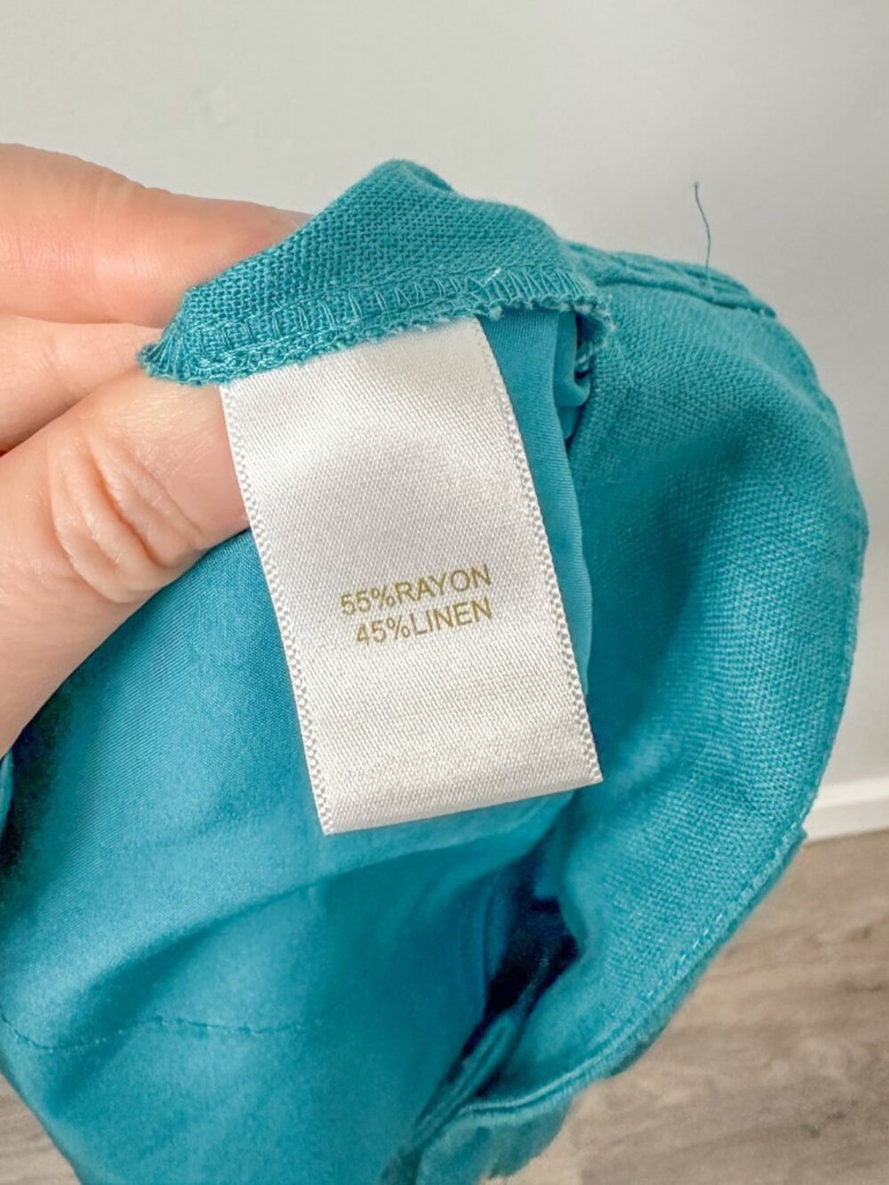 House of Harlow 1960 Teal Linen Blend Shorts - Picture 8 of 8